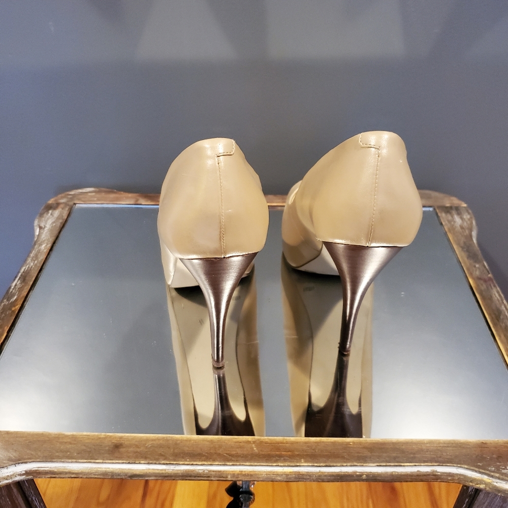 Jessica Simpson pump - Picture 3 of 4